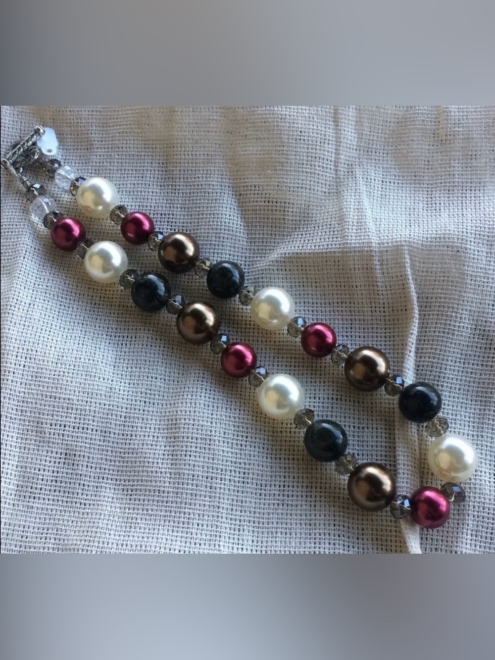 Chunky Necklace Great for Brown Black white